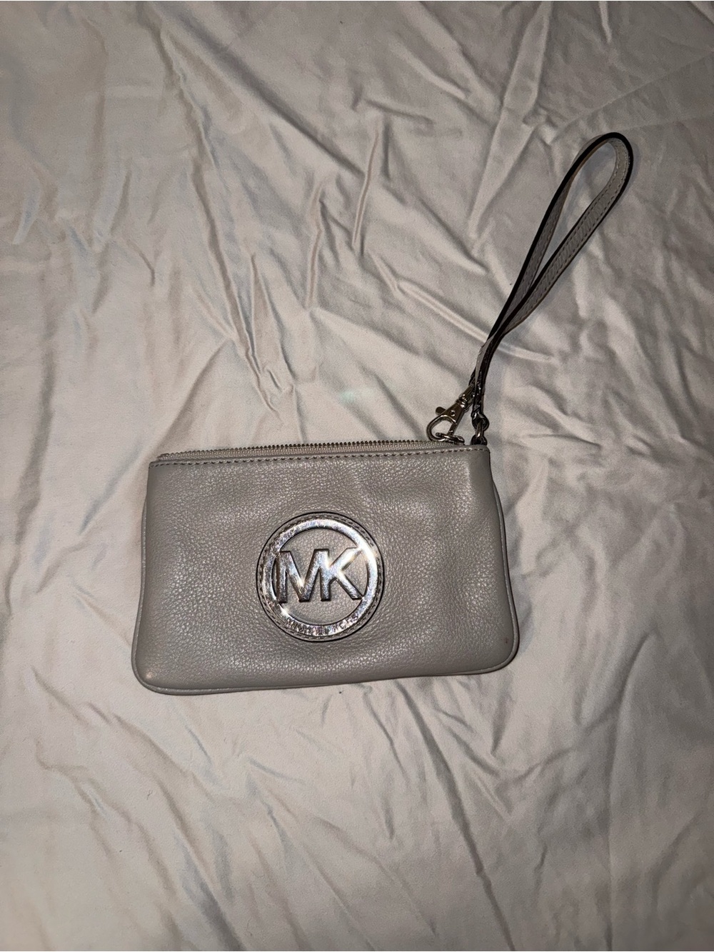 Michael Kors Light Gray Pebbled Leather Logo Wristlet - Picture 7 of 7